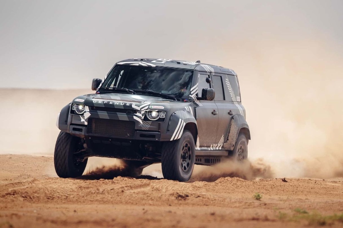 Dakar | Land Rover continua lo sviluppo della D7X-R nel Sahara