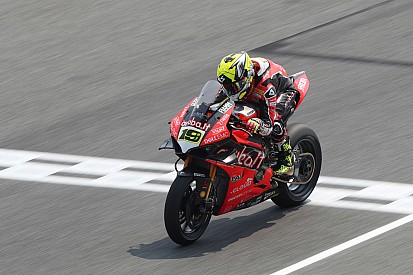 WorldSBK Thailand: Bautista ungguli Rea, Cortese ketiga