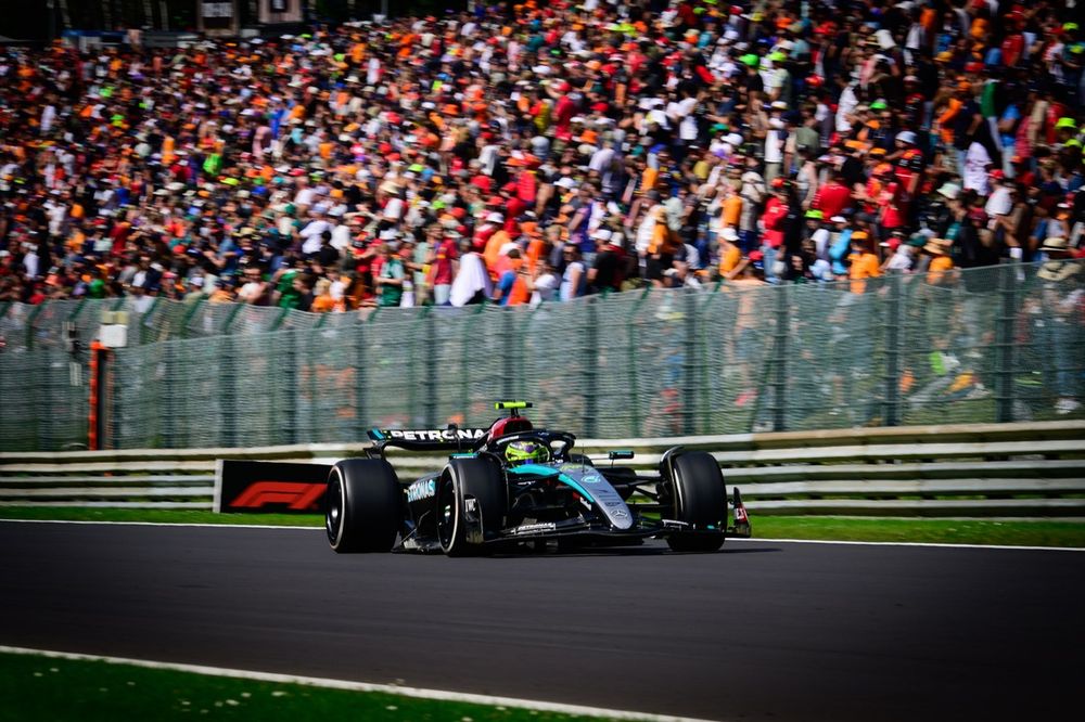 Lewis Hamilton, Mercedes W15