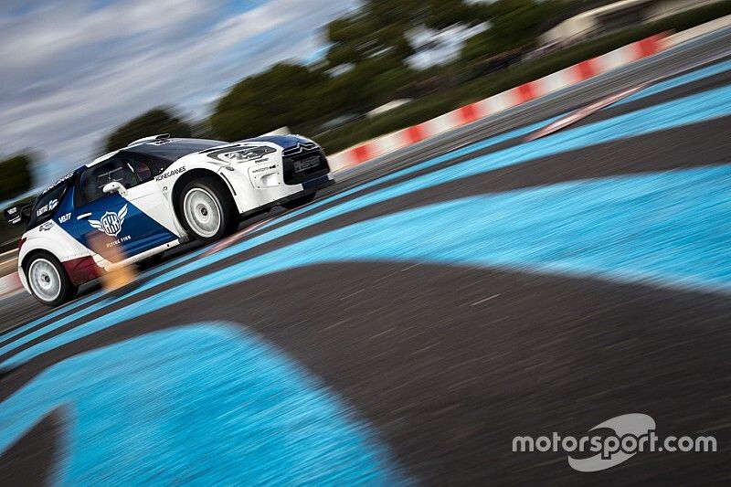 Valtteri Bottas conduciendo un Citro&euml;n DS3 WRC 