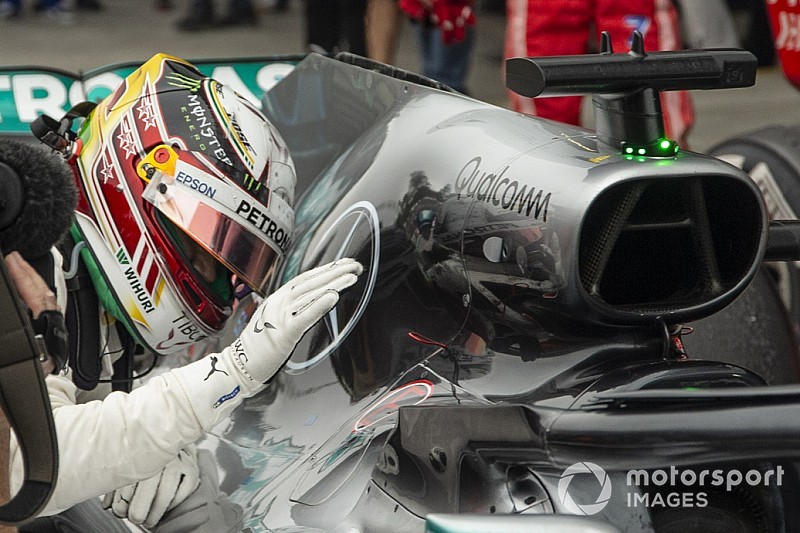 Mercedes: ecco cosa si era rotto nel motore di Hamilton e come è stato salvato