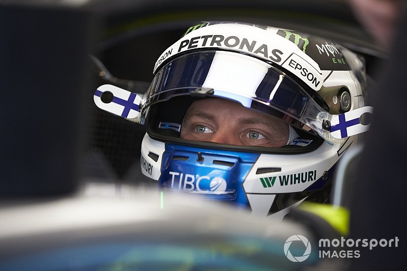 Wolff pide a Bottas el nivel de Hamilton para seguir en Mercedes