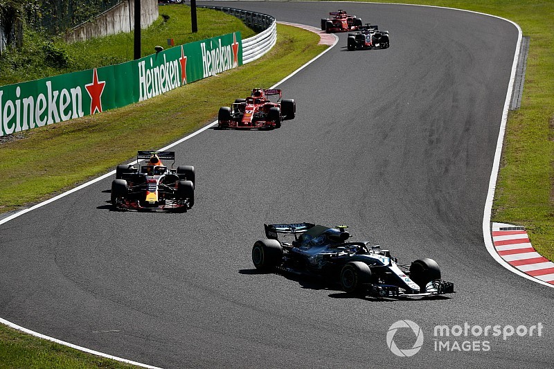 Verstappen blij met P3: “Met schade aan de vloer”