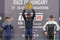 Tarquini manda en el doblete de Hyundai en el Hungaroring