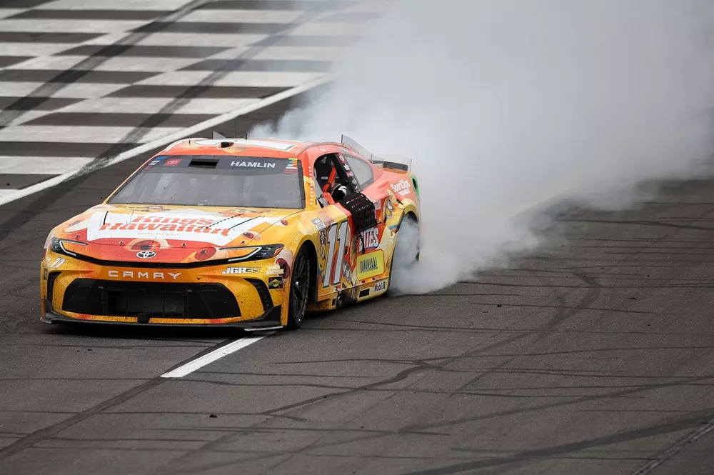 Denny Hamlin, Joe Gibbs Racing