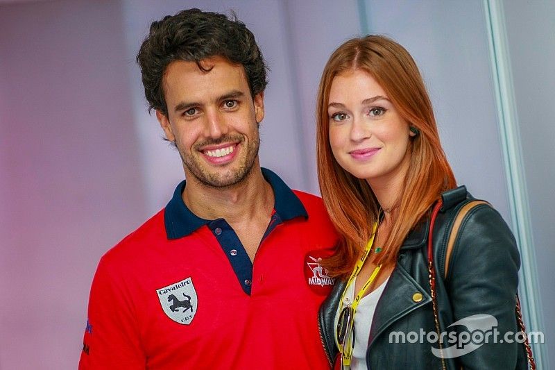 Xandinho Negrão com Marina Ruy Barbosa