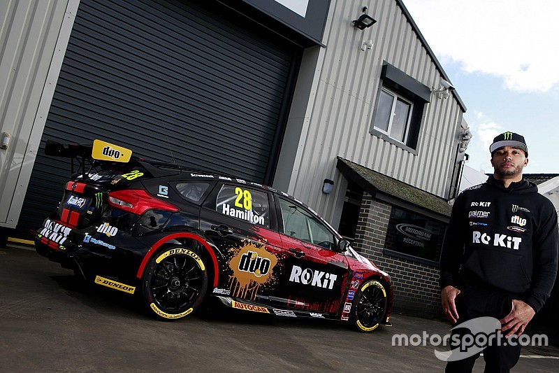 Broertje Hamilton met steun van ROKiT in BTCC