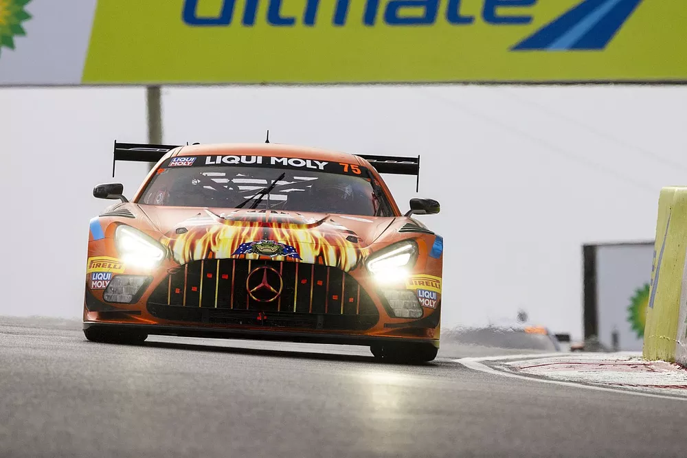 #75 Triple Eight Engineering/SunEnergy1 Racing Mercedes AMG GT3: Kenny Habul, Martin Konrad, Jules Gounon, Luca Stolz
