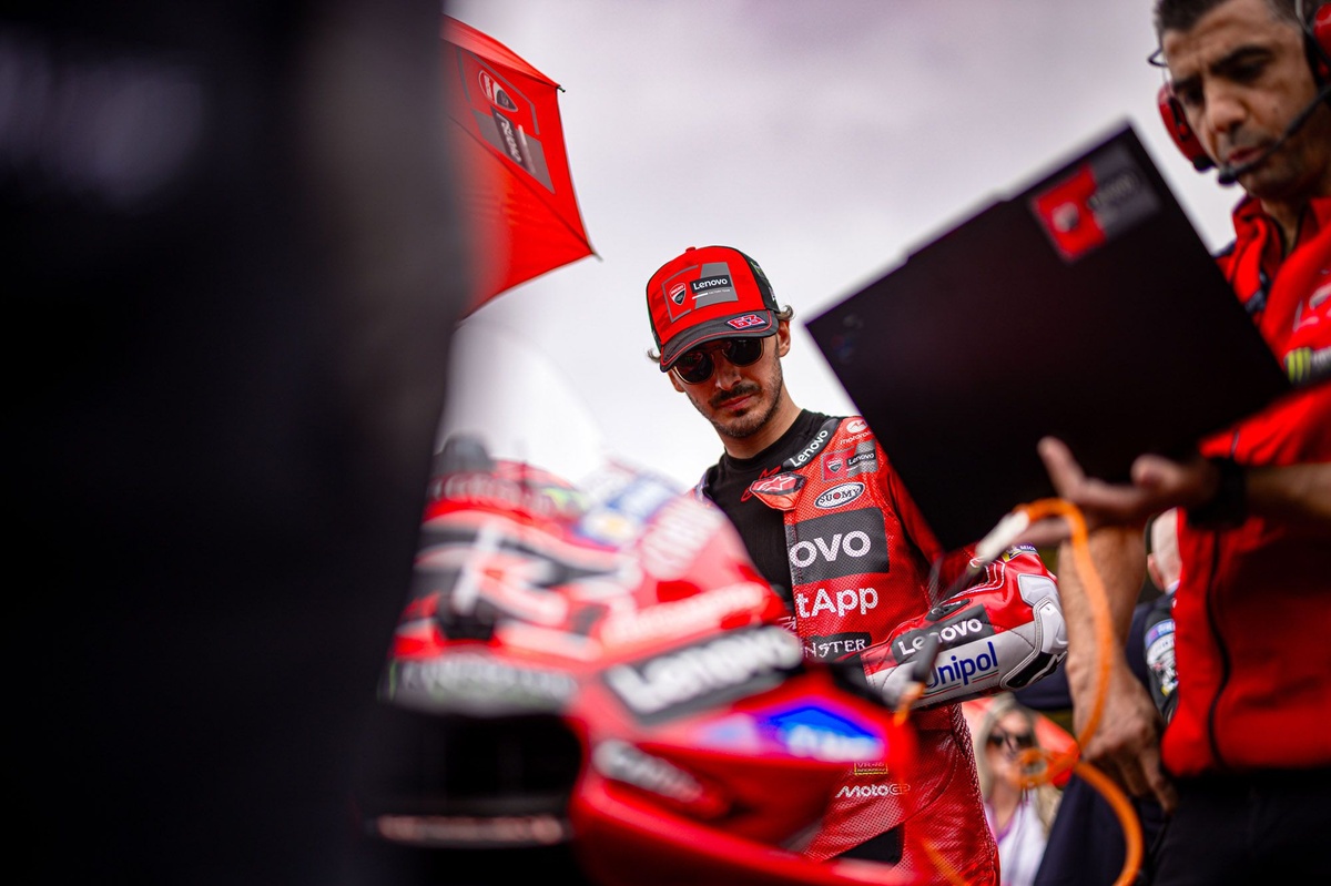 Ducati n'a "aucun doute" sur Bagnaia : "Nous croyons en Pecco"