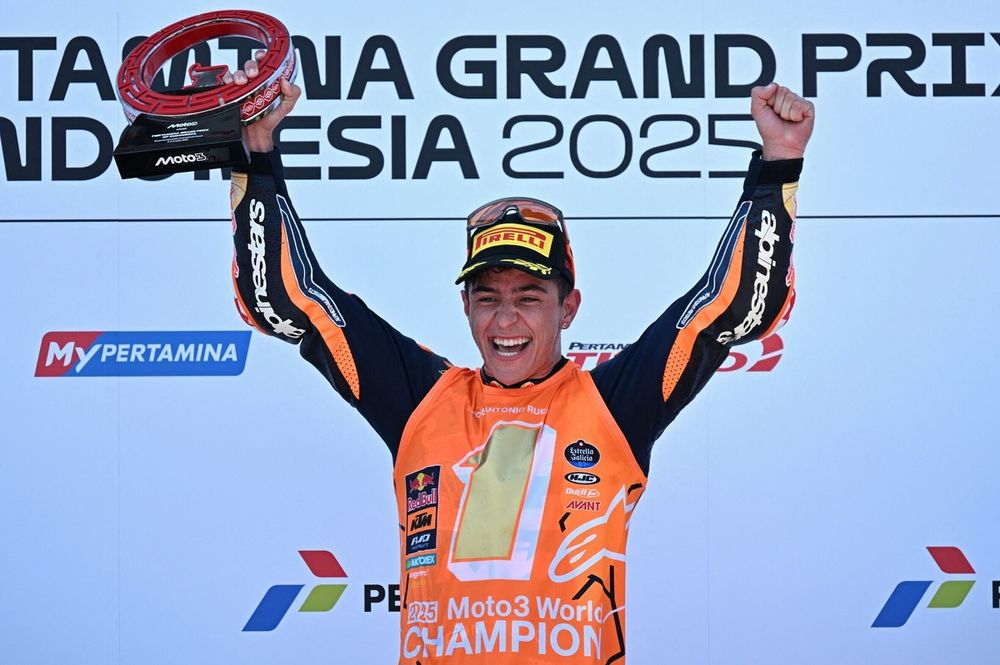 Jos&eacute; Antonio Rueda, campe&oacute;n de Moto3