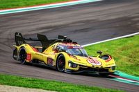 Ferrari zn&oacute;w poza zasięgiem rywali