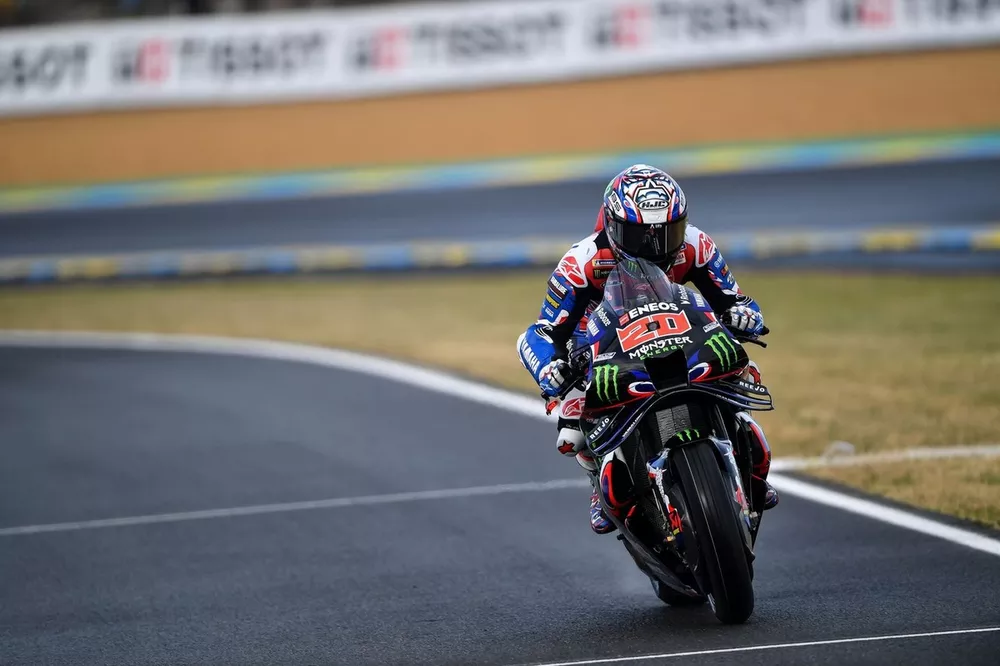 Segundo rifirrafe consecutivo entre Quartararo y los comisarios de pista