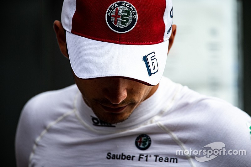Titularisé par Ferrari, Leclerc rend hommage à son père et à Jules Bianchi