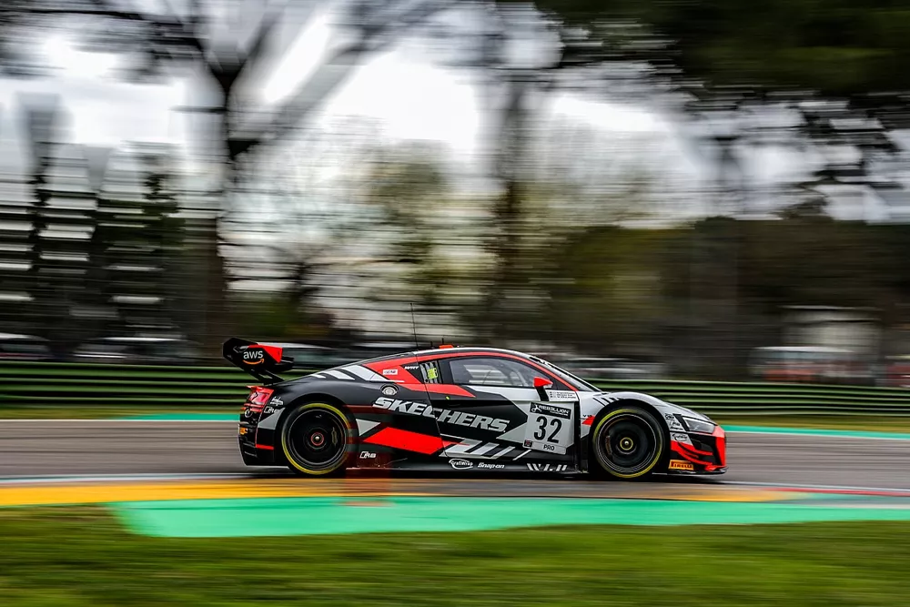 #32 Team WRT Audi R8 LMS evo II GT3: Kelvin Van Der Linde, Dries Vanthoor, Charles Weerts