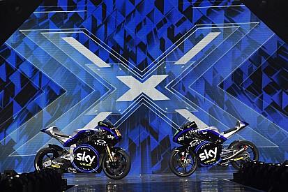 Lo Sky Racing Team VR46 presenta alla finale di X Factor la livrea 2019