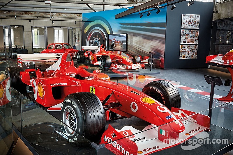 В музее Ferrari откроется выставка в честь 50-летия Шумахера