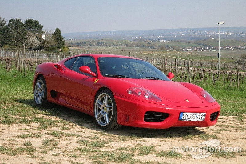 Occassiontip: koop de Ferrari 360 Modena F1 van Ronaldo