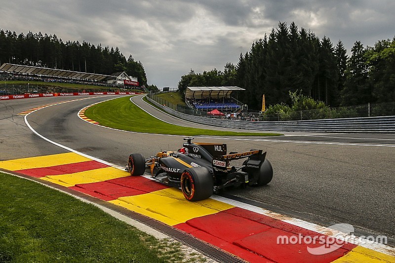 Simulazione Spa: quei 1.000 kg di carico istantaneo nella compressione dell'Eau Rouge!