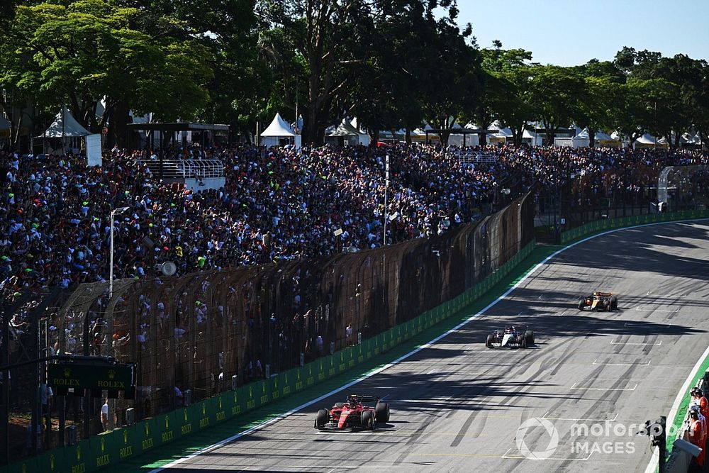 Carlos Sainz, Ferrari SF-23, Daniel Ricciardo, AlphaTauri AT04, Oscar Piastri, McLaren MCL60