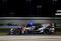 Acura lidera despu&eacute;s de 9 horas con Montoya en segundo