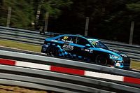 Groszek powiększa przewagę