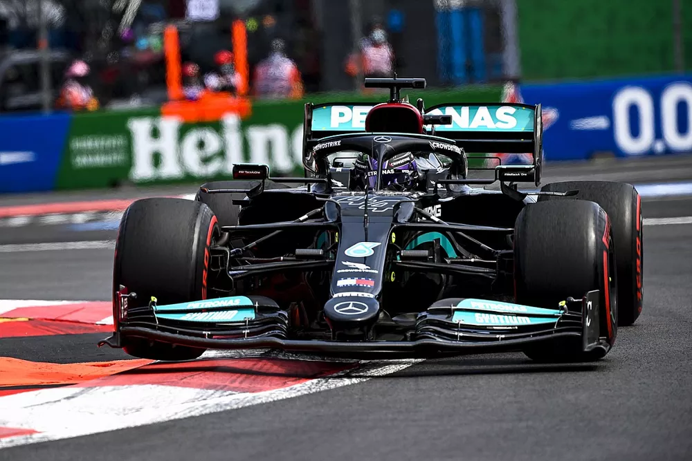 Lewis Hamilton, Mercedes W12