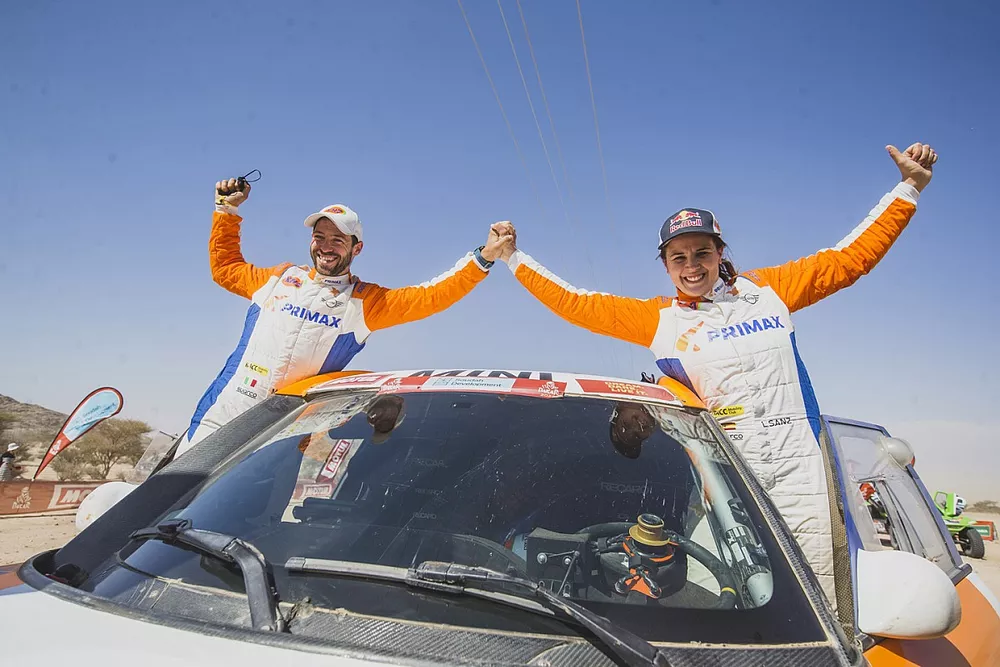 #238 X-Raid Mini John Cooper Works Rally Mini: Laia Sanz, Maurizio Gerini