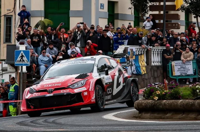Oliver Solberg, Elliott Edmondson, Toyota Gazoo Racing WRT Toyota GR Yaris Rally1