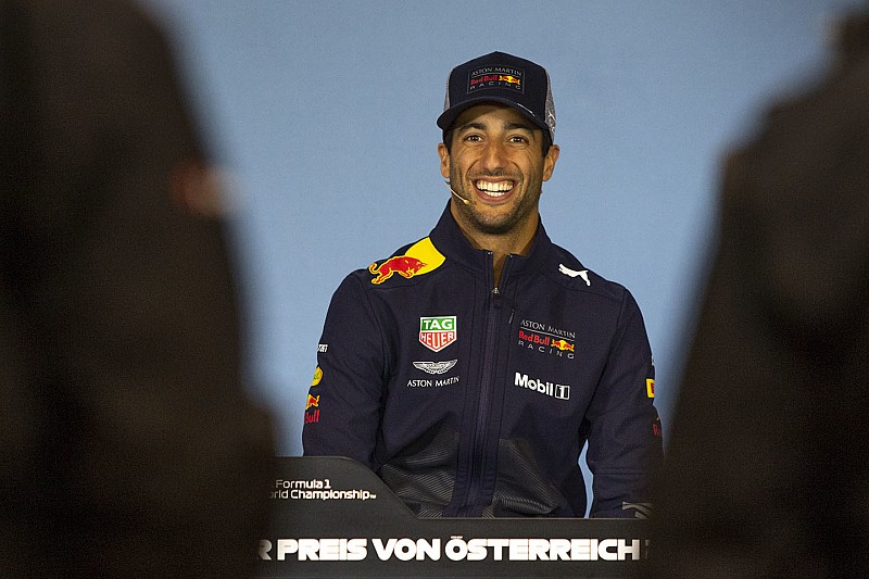 Ricciardo: Avusturya için podyum hedeflemek daha gerçekçi