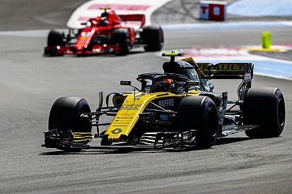 Renault siente que es el "daño colateral" en la carrera armamentística de motores