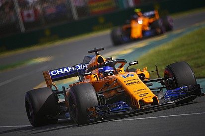 Alonso: McLaren artık savunma veya atak yapabiliyor!