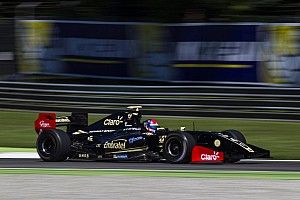 Fittipaldi gan&oacute; la segunda manga de la F3.5 en Jerez
