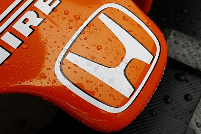 McLaren, yeni aracın rengine dair bir "ipucu" daha verdi