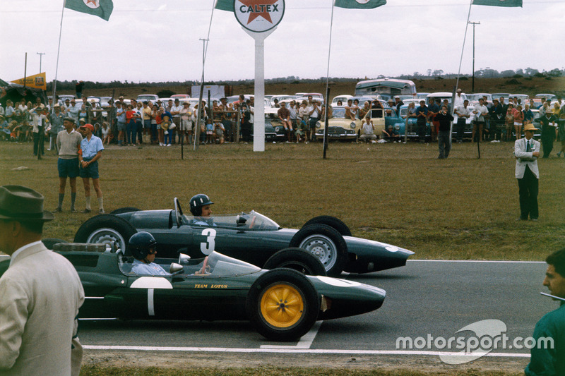 Graham Hill, BRM P57, Jim Clark, Lotus 25