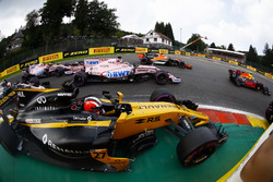 Nico Hulkenberg, Renault Sport F1 Team RS17, Sergio Pérez, Sahara Force India F1 VJM10, Esteban Ocon