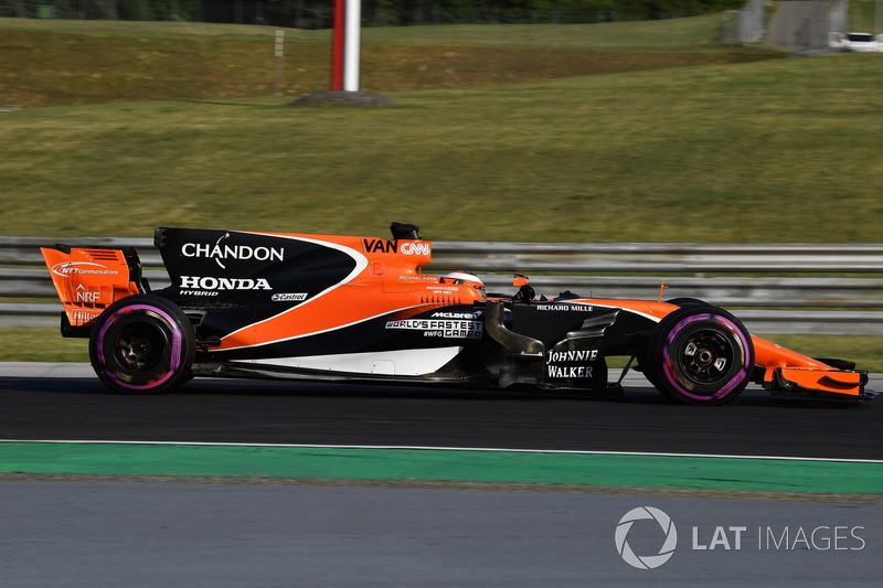 18 місце — Стоффель Вандорн (Бельгія, McLaren) — коефіцієнт 2001,00