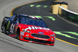 Kurt Busch, Stewart-Haas Racing, Ford Fusion Haas Automation/Monster Energy