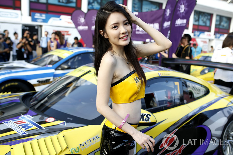 Grid girl