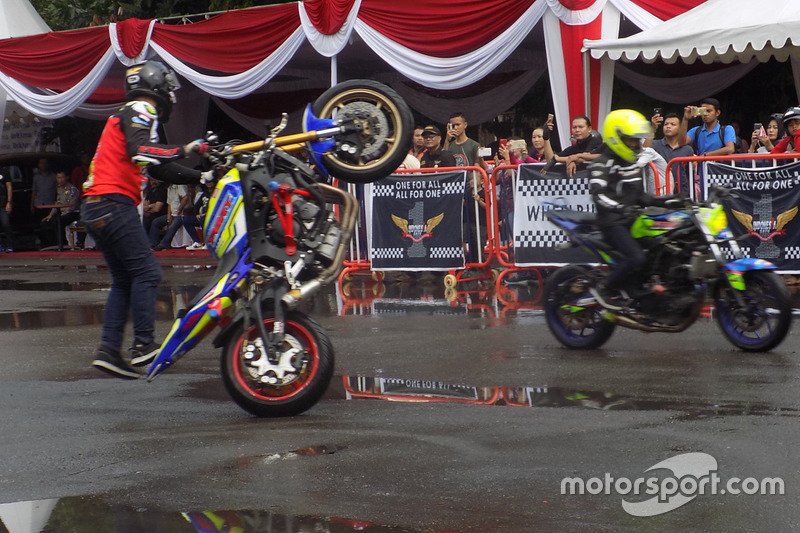 Atraksi Freestyle roda 2