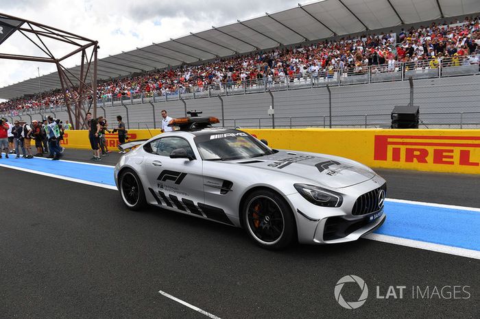 Safety car