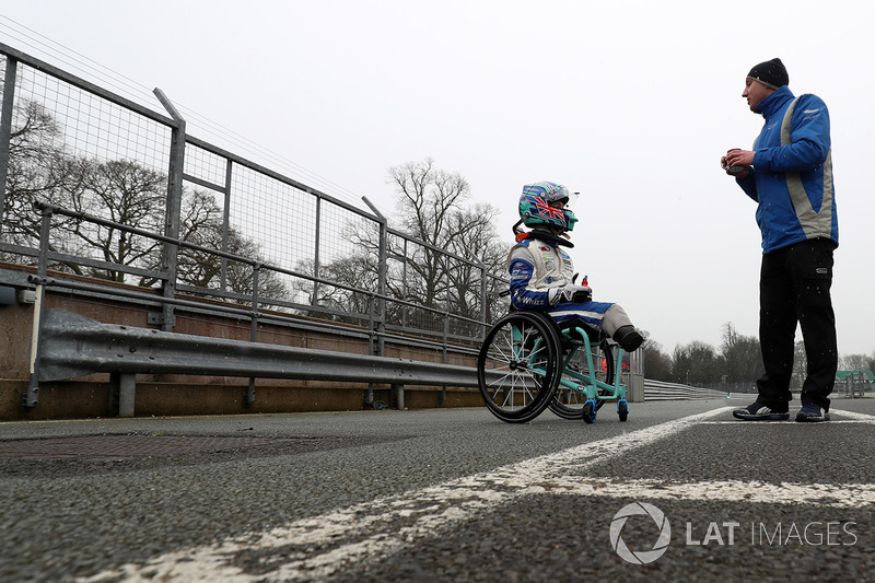 Billy Monger, Carlin'in MSV Formula 3 aracını test ederek tek koltuklu yarışlara geri dönüyor