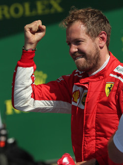 Sebastian Vettel, Ferrari, festeggia nel parco chiuso