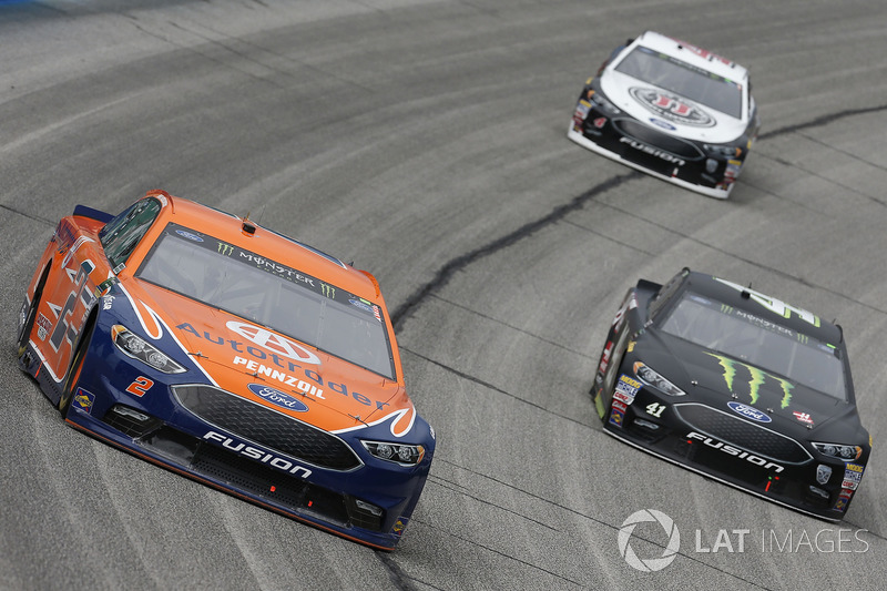 Kevin Harvick, Stewart-Haas Racing, Jimmy John's Ford Fusion Kurt Busch, Stewart-Haas Racing, Monster Energy/Haas Automation Ford Fusion Brad Keselowski, Team Penske, Autotrader Ford Fusion
