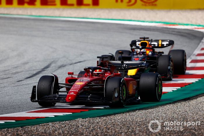 Charles Leclerc, Ferrari F1-75, Max Verstappen, Red Bull Racing RB18