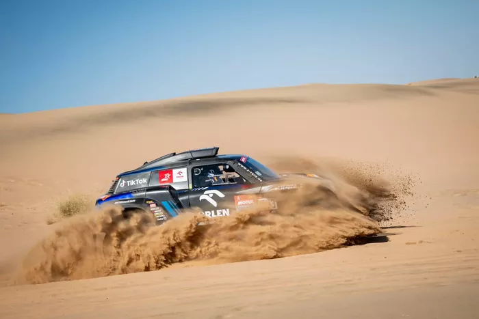 #203 X-Raid Orlen Team Mini: Jakub Przygonski, Timo Gottschalk
