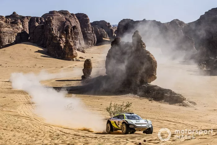 Mikaela Ahlin-Kottulinsky, Jenson Button, JBXE Extreme-E Team