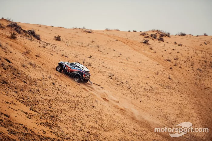 #317 X-Raid Mini JCW Rally Team Bmw: Vladimir Vasilyev, Dmitro Tsyro