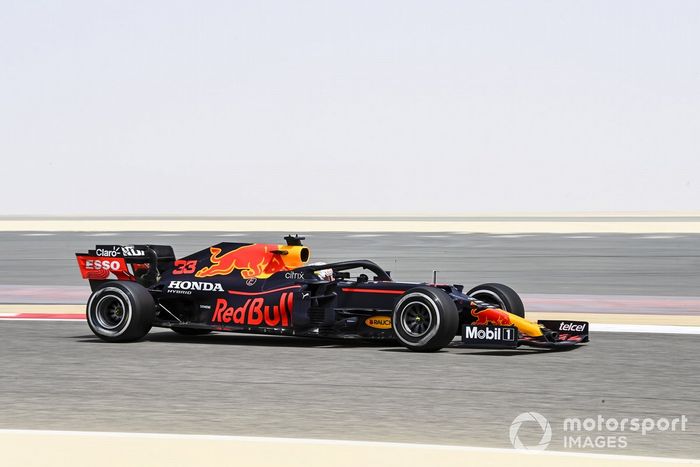 Max Verstappen, Red Bull Racing RB16B 