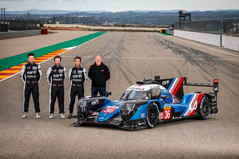 Alpine A480 LMP1 con 
André Negrão, Nicolas Lapierre, Matthieu Vaxiviere