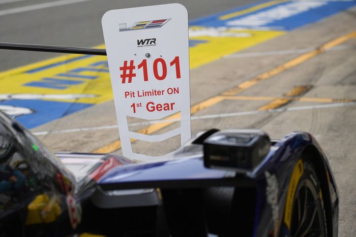 #101 Cadillac WTR Cadillac V-Series.R: Ricky Taylor, Jordan Taylor, Filipe Albuquerque